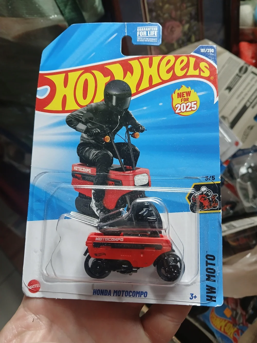 2025 Hot Wheels HW Moto series 1:64 scale red Honda Motocompo (collector number
